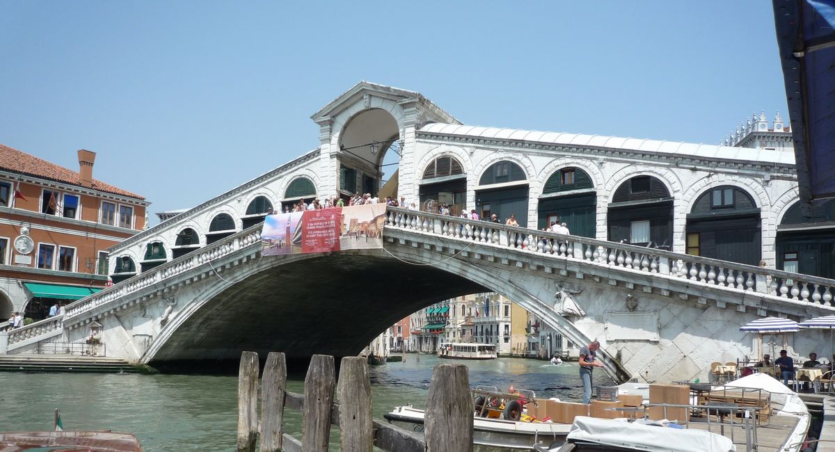 ベネチアのリアルト橋